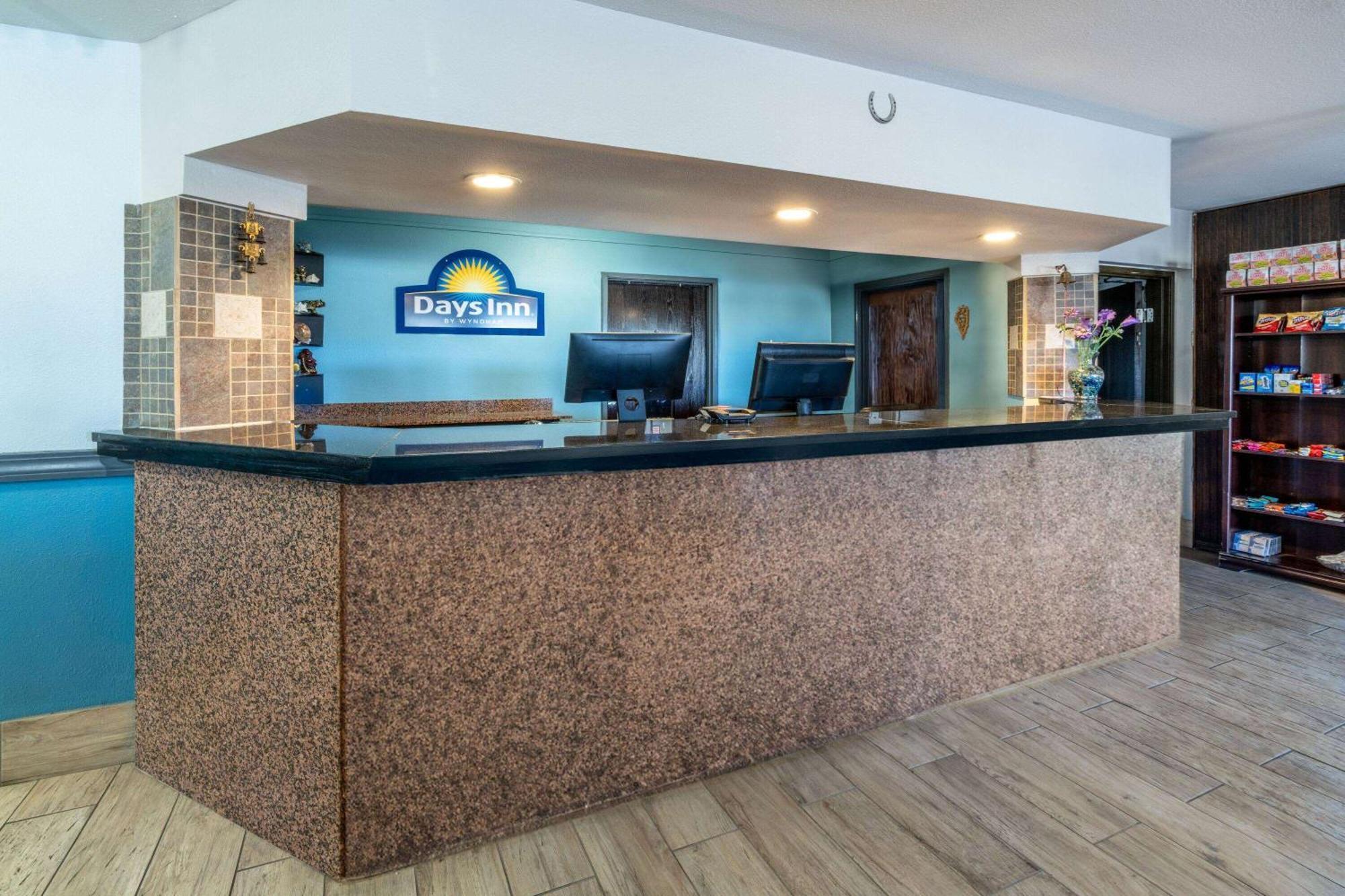 Days Inn By Wyndham Lamar Exterior foto